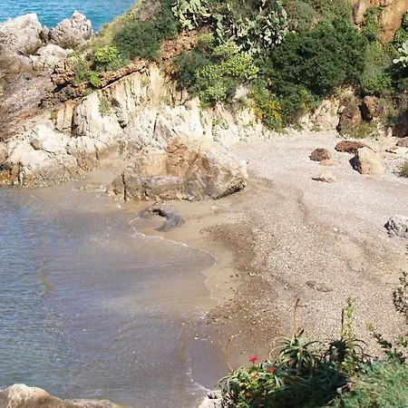 Calaluna Chalet